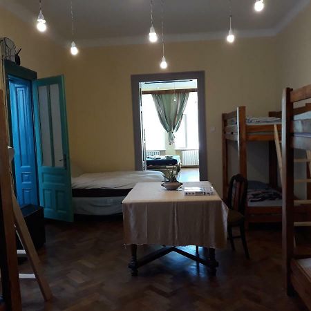 Mountain Tale Hostel Brasov Luaran gambar