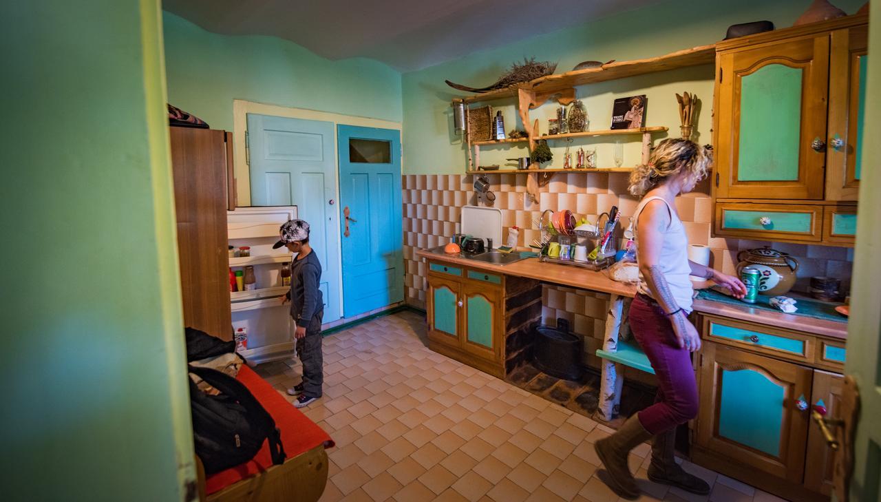 Mountain Tale Hostel Brasov Luaran gambar