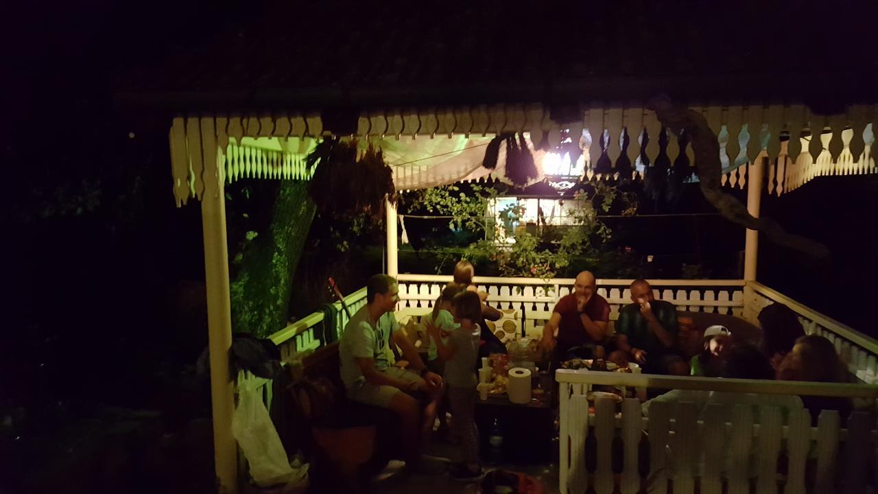 Mountain Tale Hostel Brasov Luaran gambar