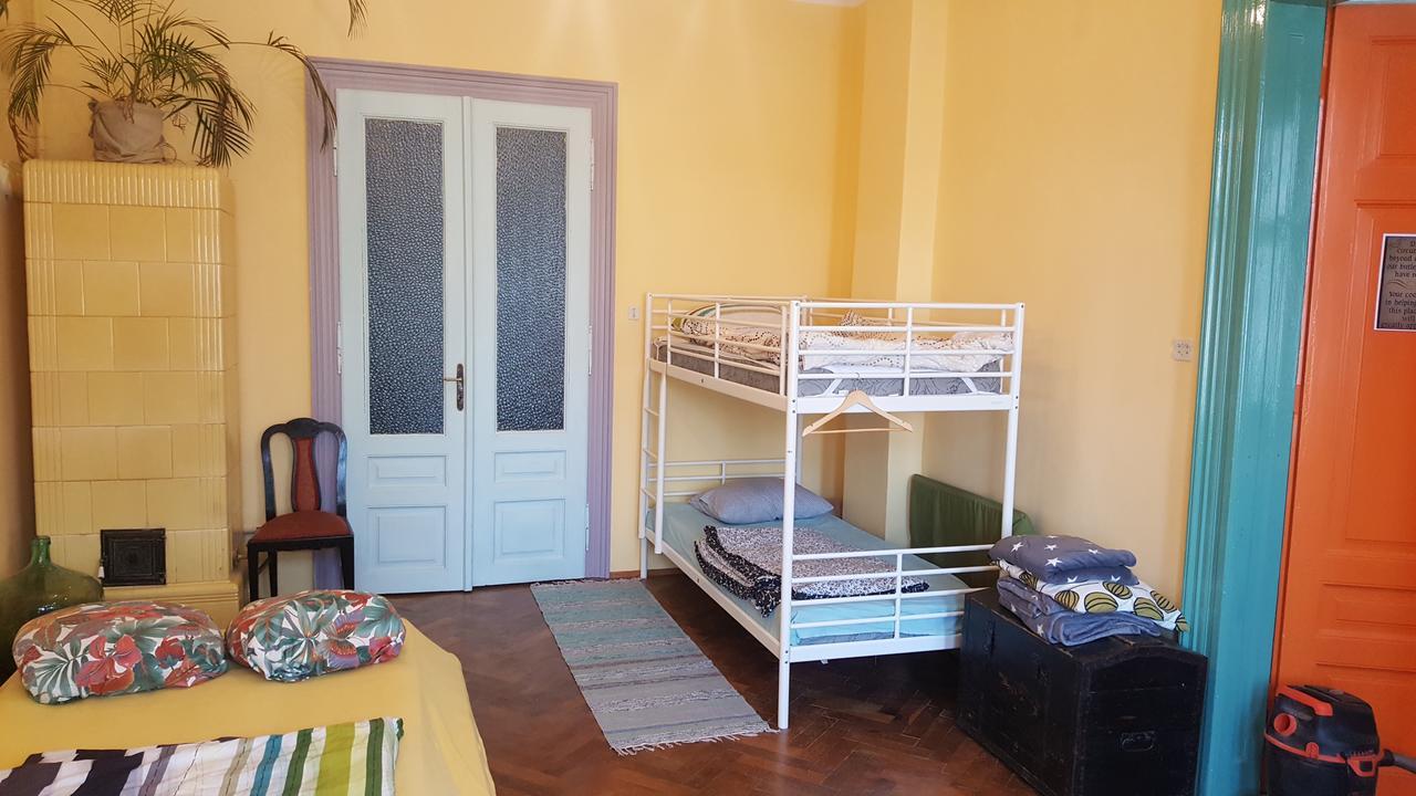 Mountain Tale Hostel Brasov Luaran gambar