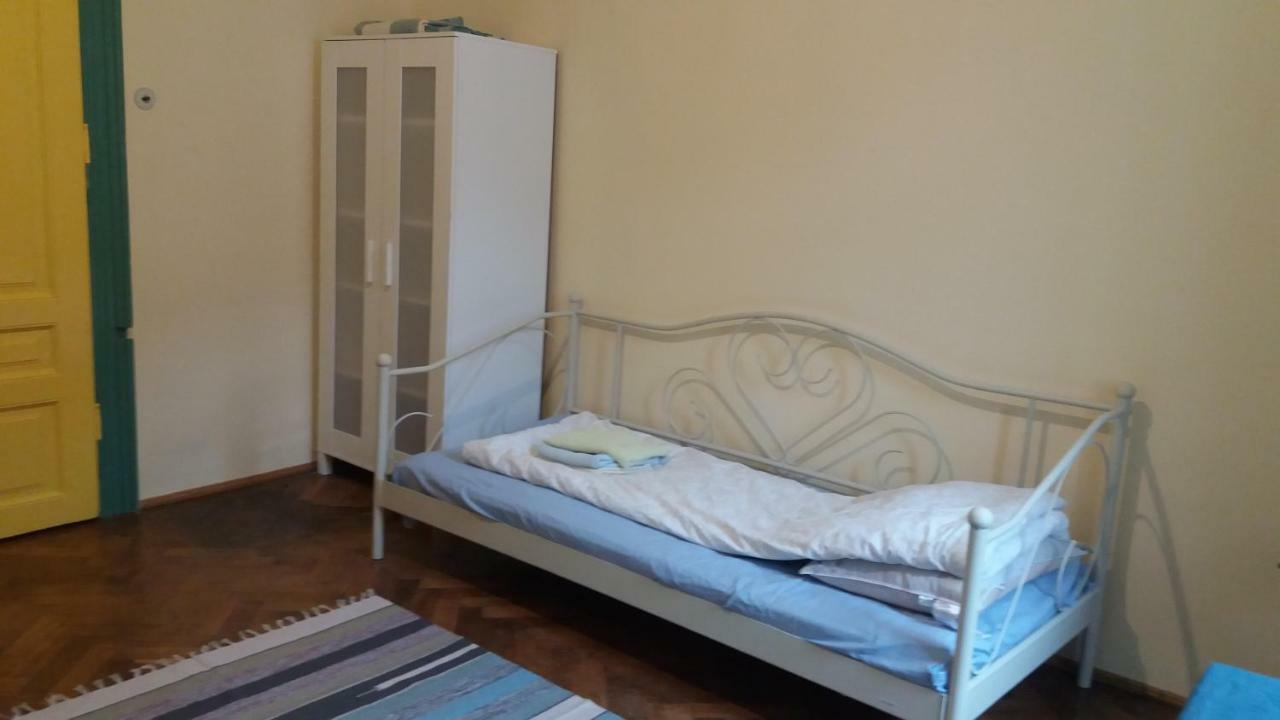 Mountain Tale Hostel Brasov Luaran gambar